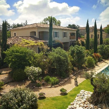 Le Mas de Cink Saint-Saturnin-lès-Apt Habitación foto