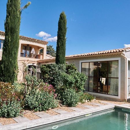 Le Mas de Cink Saint-Saturnin-lès-Apt Habitación foto