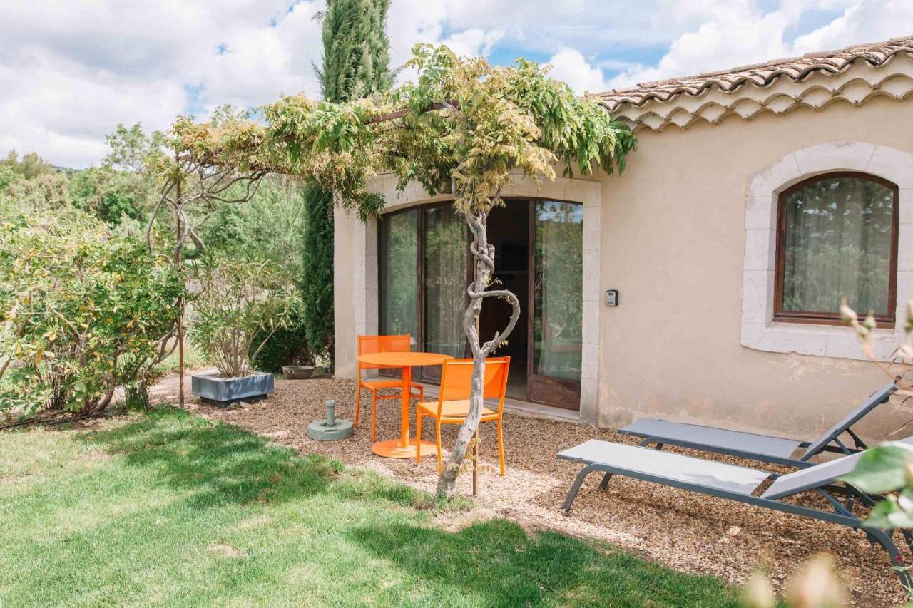 Le Mas de Cink Saint-Saturnin-lès-Apt Exterior foto